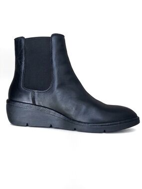 Fly London Nola Boots Chelsea Ankle Wedge 40